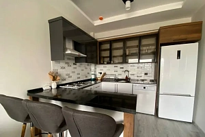 Двухкомнатная квартира с ремонтом в Сочи