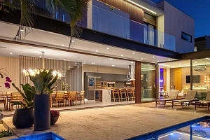 Вилла с ремонтом в шикарном зеленом районе го...