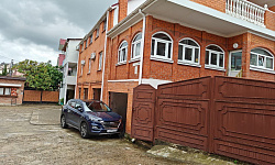 Готовый дом с ремонтом бассейном и баней