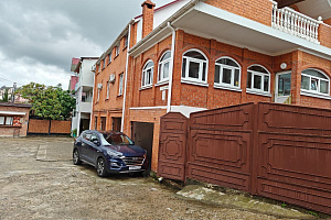 Готовый дом с ремонтом бассейном и баней