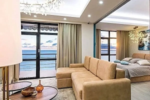 Квартира с видом на Морской Порт