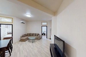 3-х комнатная квартира в центре Сочи