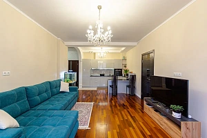 просторная квартира с джакузи в центре сочи