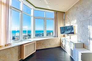 Видовая квартира в центре Сочи